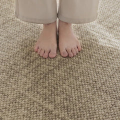 純天然羊毛を使用した手編みのカーペット!長くご愛用できる高品質な一品(Tranquility)
