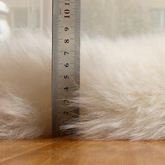 オーストラリア産高品質シープスキンラグ:厚手の長毛、快適さと贅沢さの完璧な融合(Sheepskin)