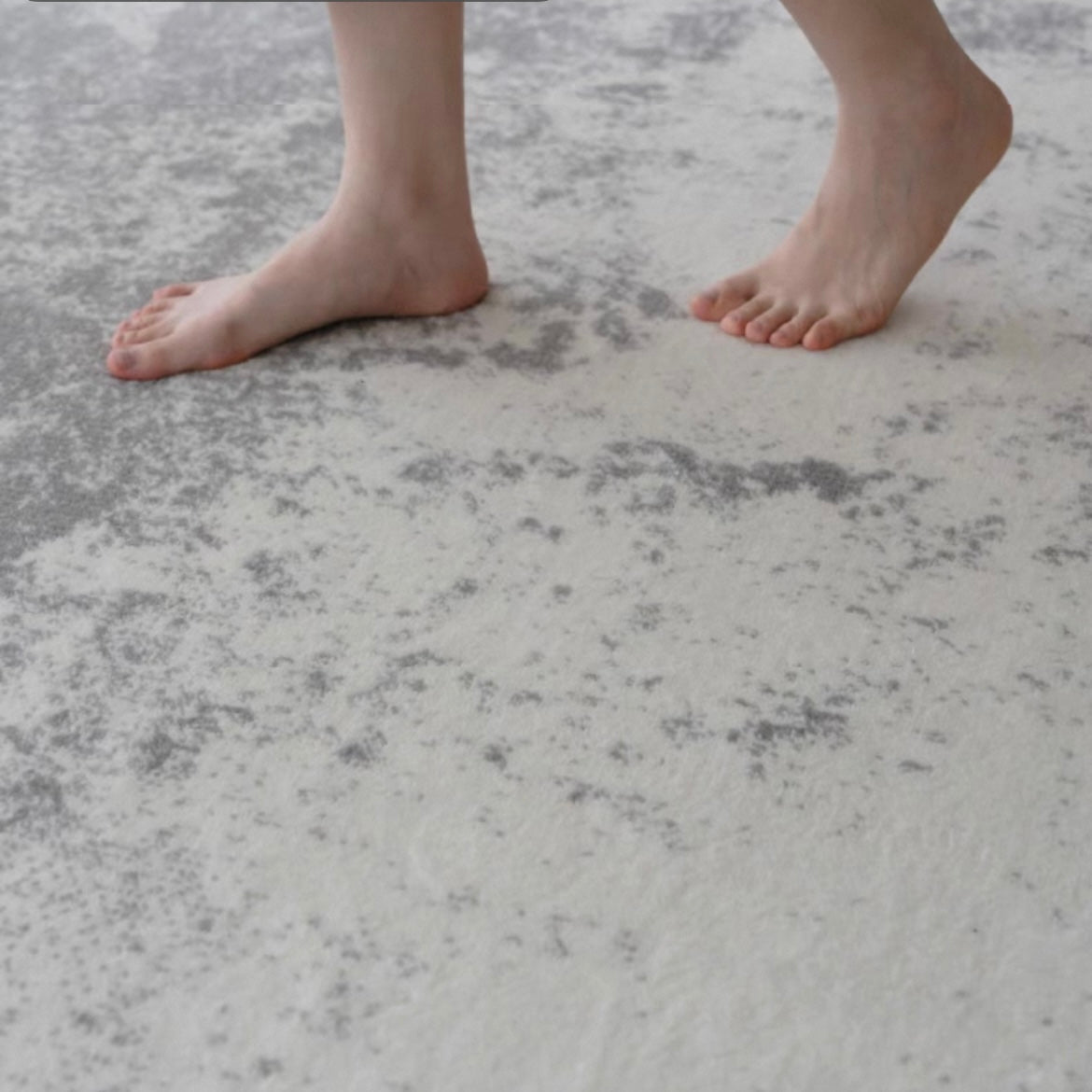 コスパ最高！長くご愛用できる高品質なポリプロピレン製ウィルトン織カーペット（Walden）