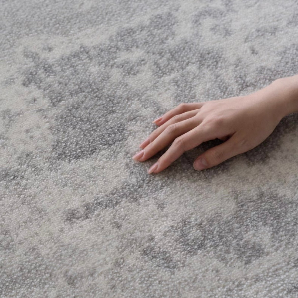 コスパ最高！長くご愛用できる高品質なポリプロピレン製ウィルトン織カーペット（Walden）