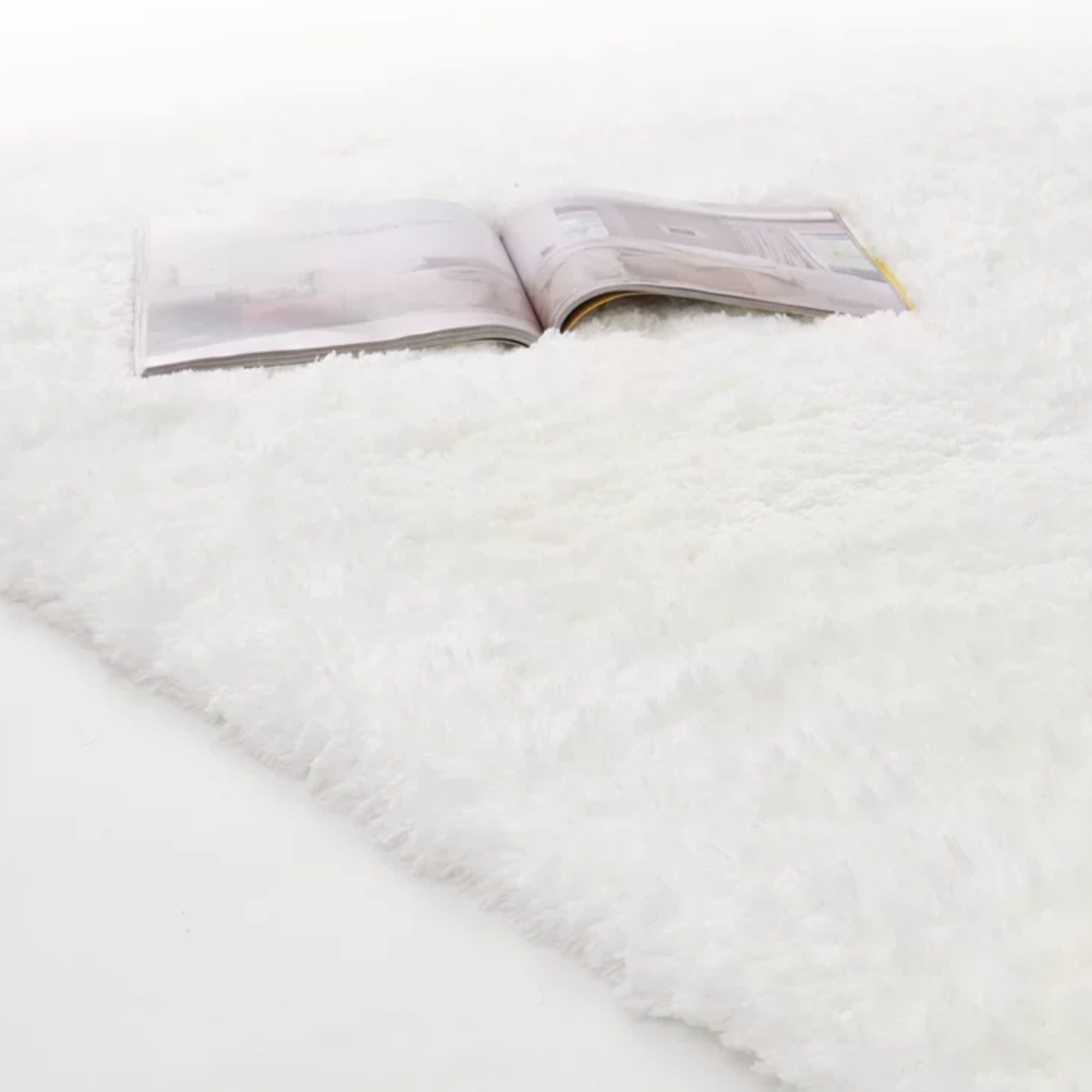 超極厚 50mm！65万針の超高密度織りで作られた高級カーペット（ Purr Fur）