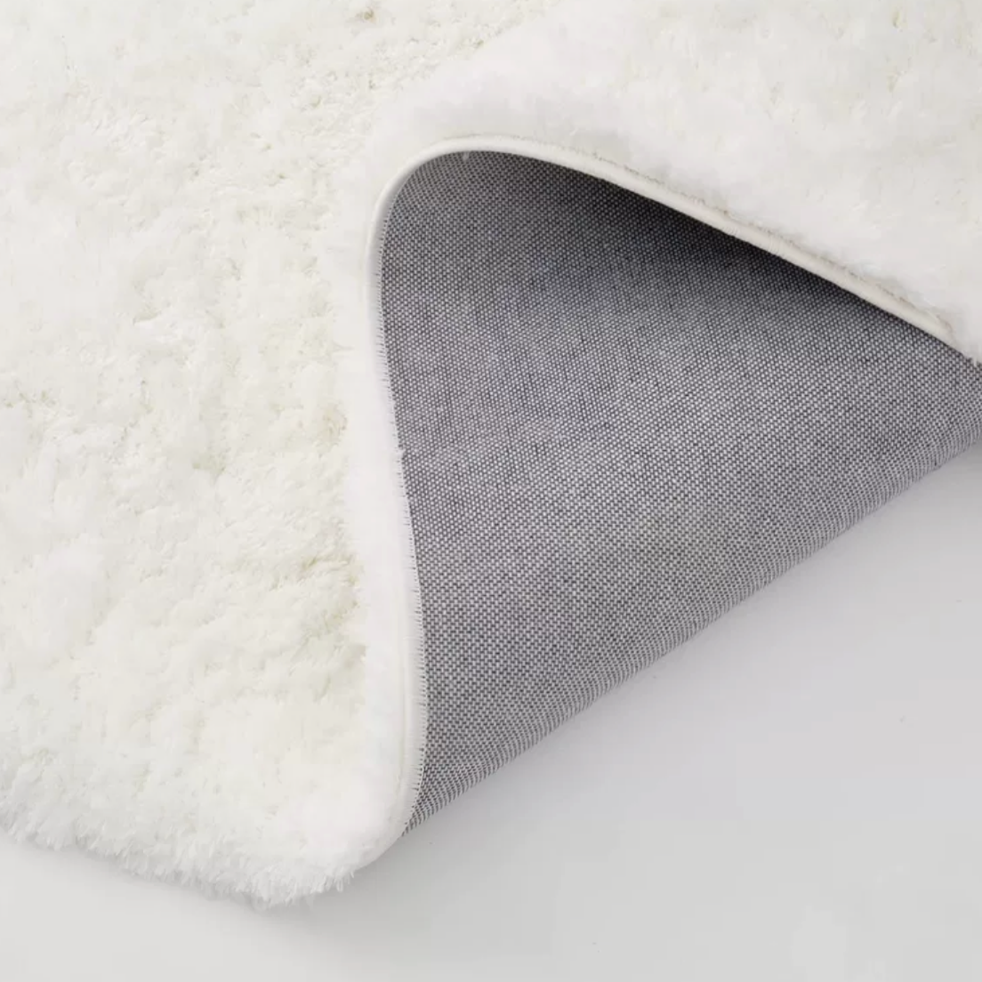 超極厚 50mm！65万針の超高密度織りで作られた高級カーペット（ Purr Fur）