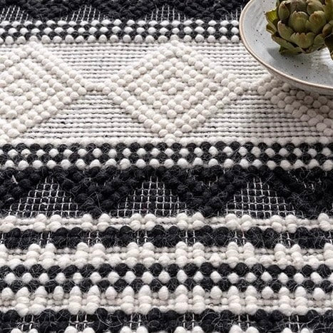 天然素材のみ使用した手織りカーペット！長くご愛用できる高品質な一品（Mexico-01）