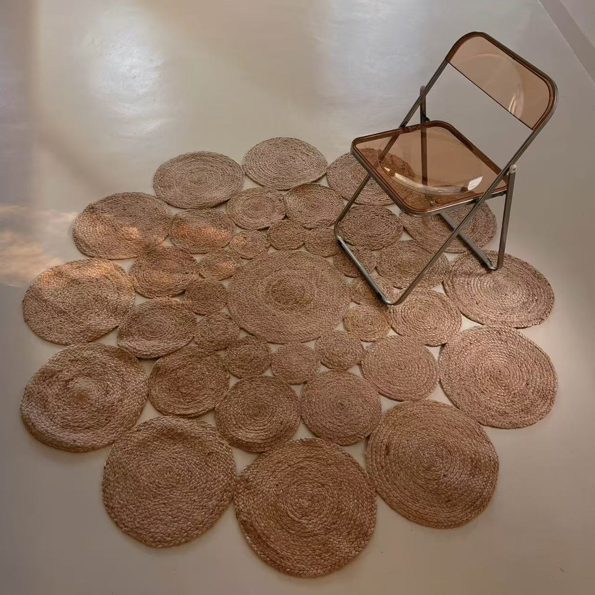 夏季に適した天然ジュート製カーペット（Bouquet）