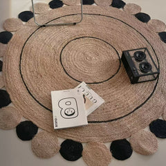 夏季に適した天然ジュート製カーペット（Planet）