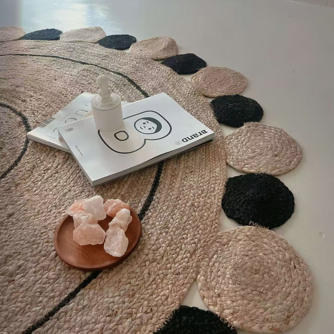 夏季に適した天然ジュート製カーペット（Planet）