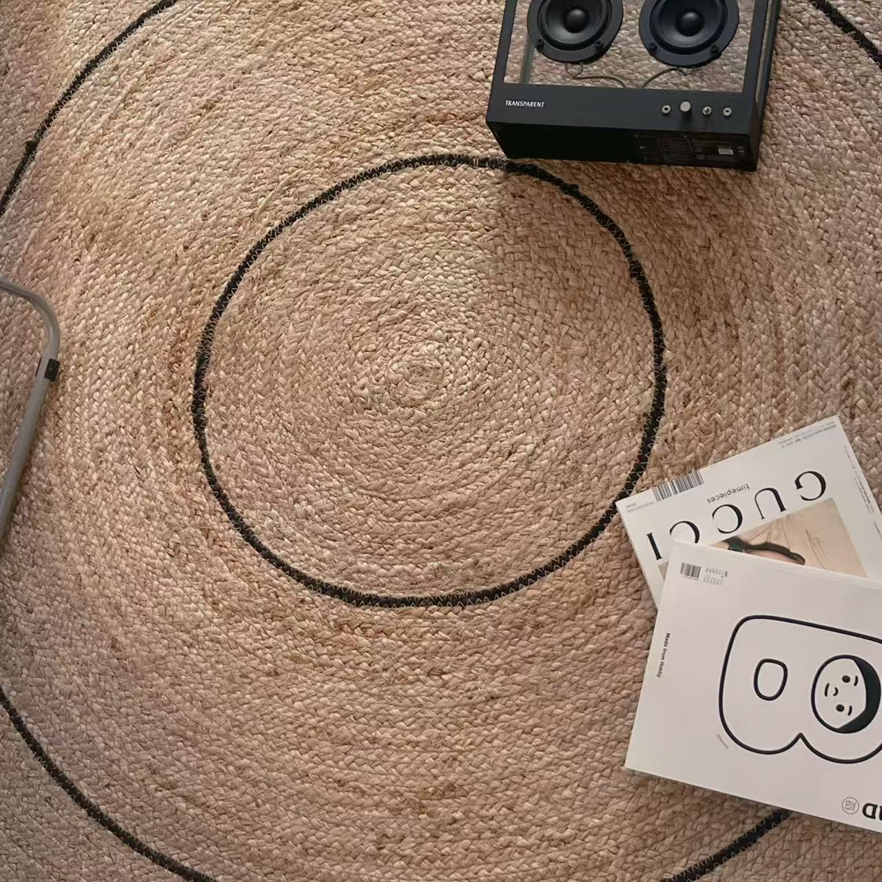 夏季に適した天然ジュート製カーペット（Planet）