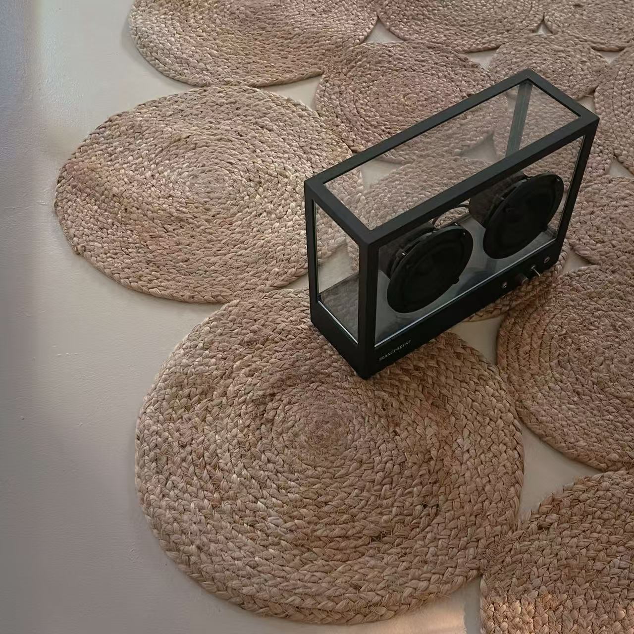 夏季に適した天然ジュート製カーペット（Bouquet）